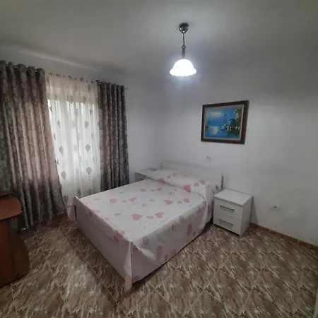 Noen Apartment Durres
