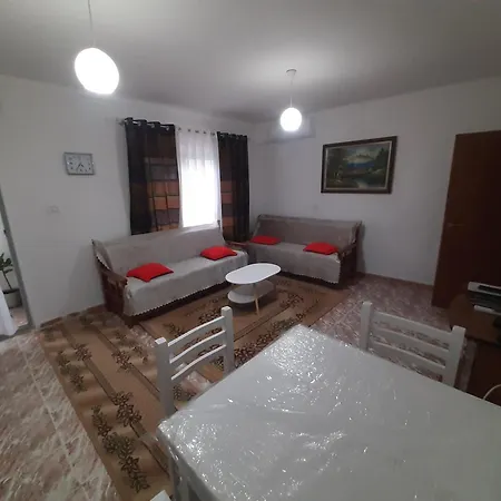 Noen * Durrës